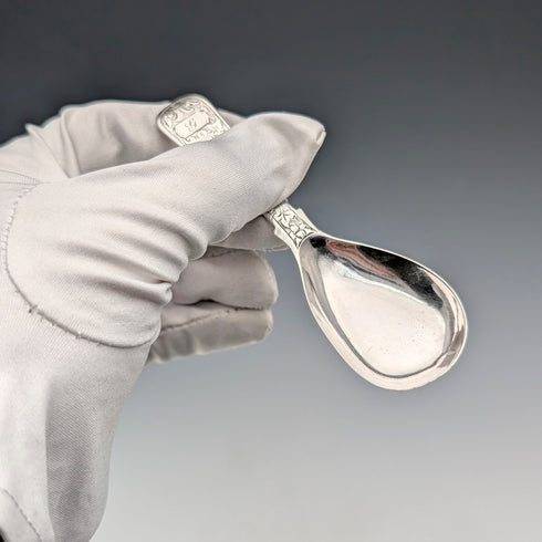 1857 British antique sterling silver tea caddy spoon 11.6g George Unite