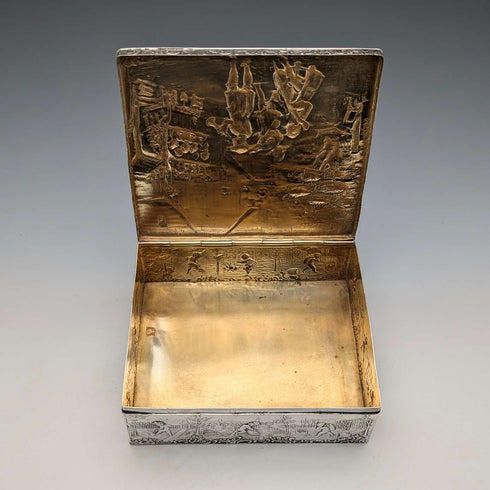1912 British antique sterling silver large box with detailed decoration 444g George Bedingham Very good condition