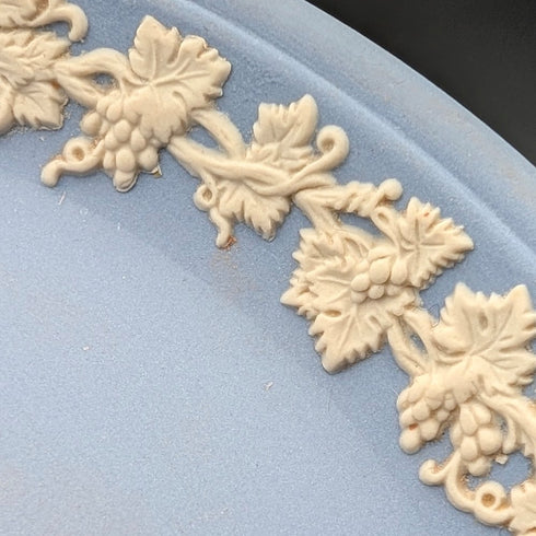 英国ヴィンテージ ウェッジウッド ジャスパーウェア製 オーバルディッシュ ペールブルー