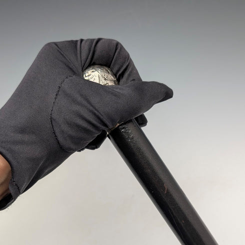 1883年 英国アンティーク ブラックシャフト 彫刻純銀製 丸ハンドル ステッキ 杖 89cm