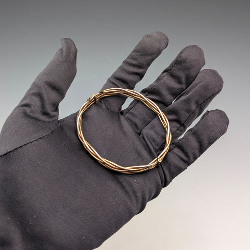 英國復古 10ct 軋金手鐲,搭配扭曲設計
