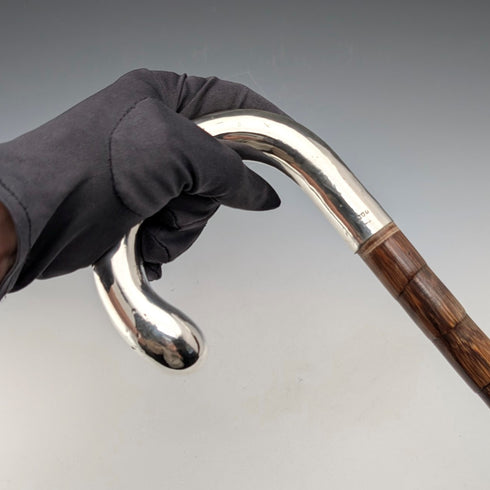 1912年 英国アンティーク ブラウンシャフト 純銀製プレーン曲がりハンドル ステッキ 杖 92cm