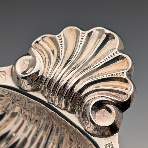 1978 英國復古純銀貝殼形高腳盤 124 克 David Hollander&Son