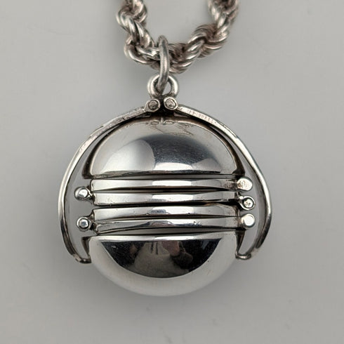 復古純銀可擴展照片吊墜,配上厚純銀項鍊,47 克