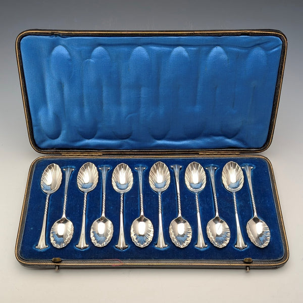 1894 British antique sterling silver tea spoon set of 12, total weight 118g, case included, Goldsmiths & Silversmiths