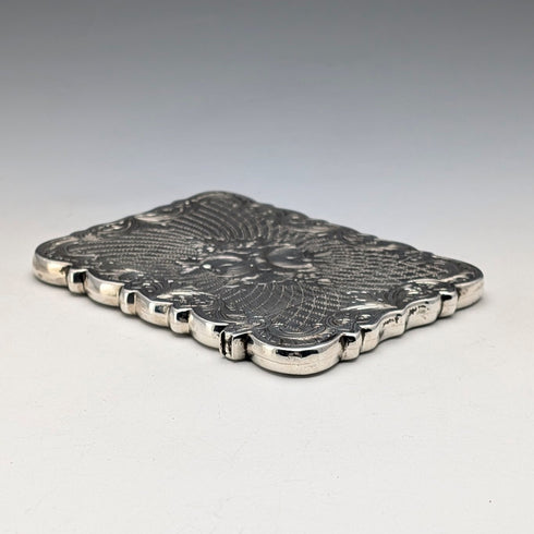 1863 年英國古董花卉雕刻純銀卡片盒,57 克,Hillard & Thomason