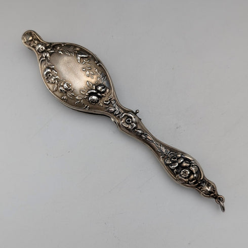 米国アンティーク 純銀製 ヴェルメイユ 細密装飾 携帯用折りたたみ式眼鏡 ロニエット