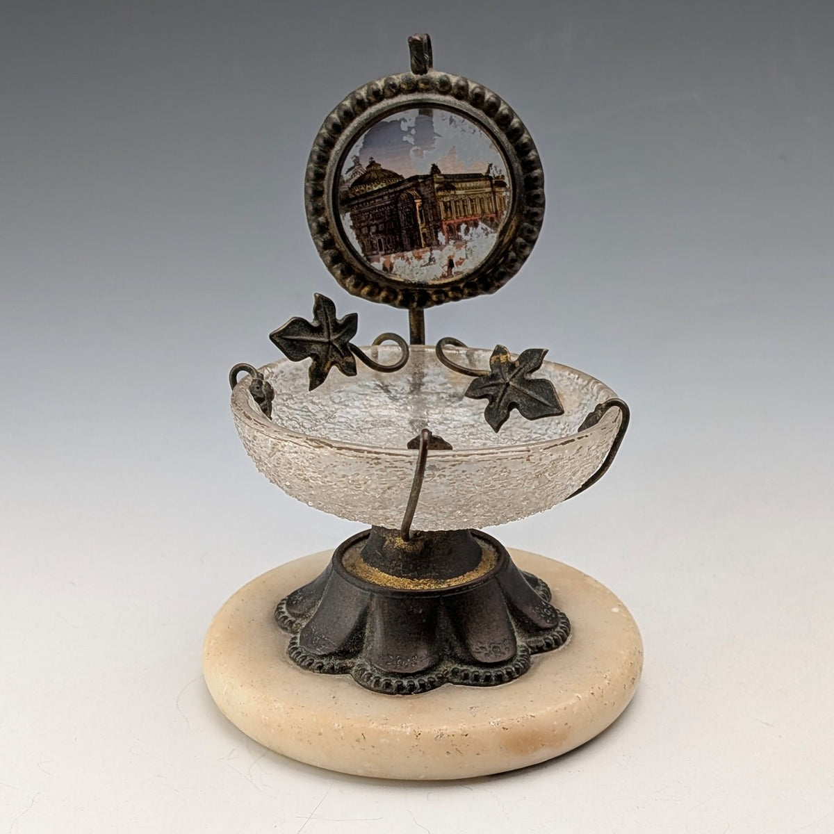 アンティーク オルモル＆ガラス製 懐中時計ホルダー アクセサリートレイ アンティーク オルモル＆ガラス製 懐中時計ホルダー