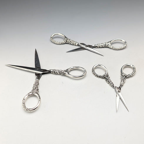 1902年 アンティーク 純銀製ハンドル裁縫ハサミ 3点セット Levi&Salaman