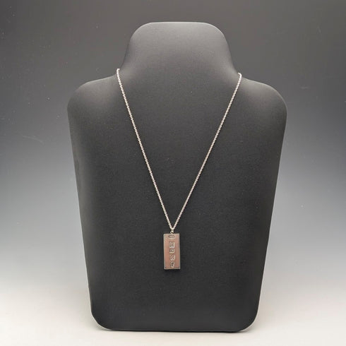 1977 年英國純銀禧年錠吊墜和純銀鍊,總計 19.3 克 RPB