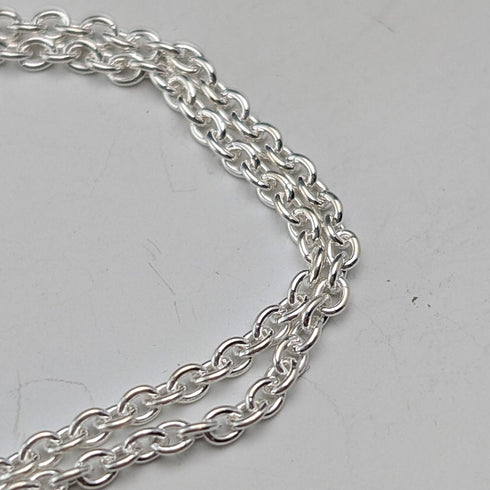 1977 年英國純銀禧年錠吊墜和純銀鍊,總計 19.3 克 RPB