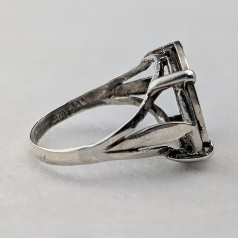 英国ヴィンテージ 3ペンス銀貨 純銀製シグネットリング(19号) 指輪