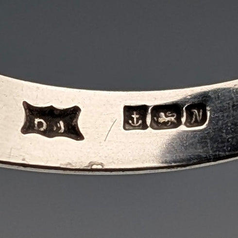 1987年 英国ヴィンテージ 純銀製シグネットリング オニキス(20号) 指輪