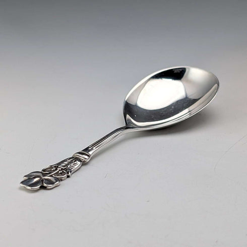 1982 British vintage sterling silver tea caddy spoon 13g with clover decoration JB Chatterley