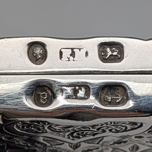 1875年 英国アンティーク 純銀製 両開き型カードケース 75g Frederick Marson