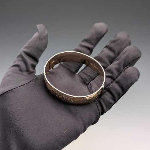 復古 9ct 鍍金花卉雕刻手鍊 L&Co