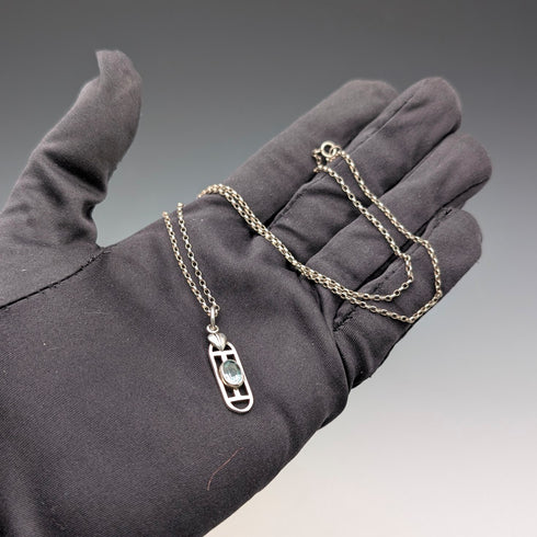 復古純銀和藍寶石吊墜,搭配純銀項鍊