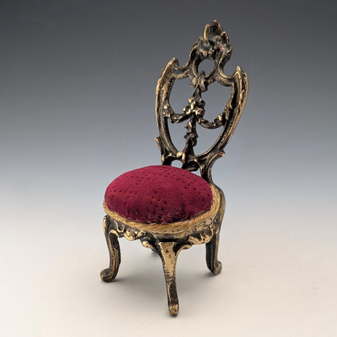 1920年代 アンティーク 真鍮製 椅子型 懐中時計ホルダー ボルドーベロアシート