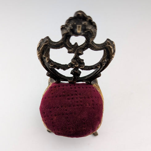 1920年代 アンティーク 真鍮製 椅子型 懐中時計ホルダー ボルドーベロアシート