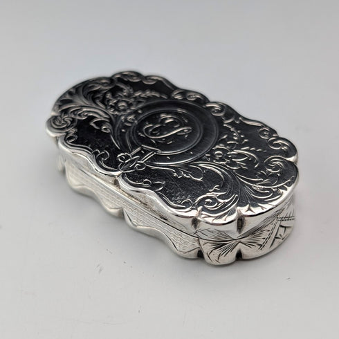 1877 British antique sterling silver vinaigrette 20g Frederick Marson