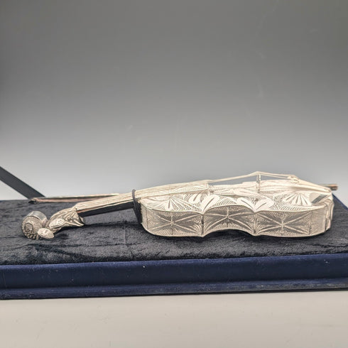 ヴィンテージ 純銀フィリグリー製 バイオリンミニチュア ケース入