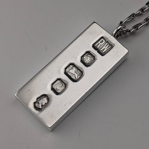 1977 英國純銀禧年錠吊墜 31 克,配項鍊 Ralph Weston