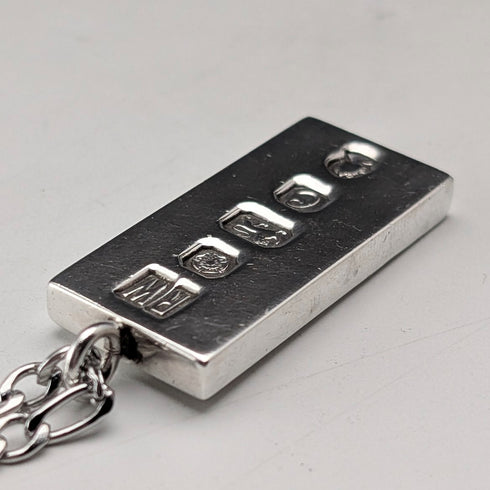 1977 英國純銀禧年錠吊墜 31 克,配項鍊 Ralph Weston