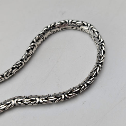 復古純銀吊墜和純銀拜占庭鏈項鍊,總重 47 克,SUARTI