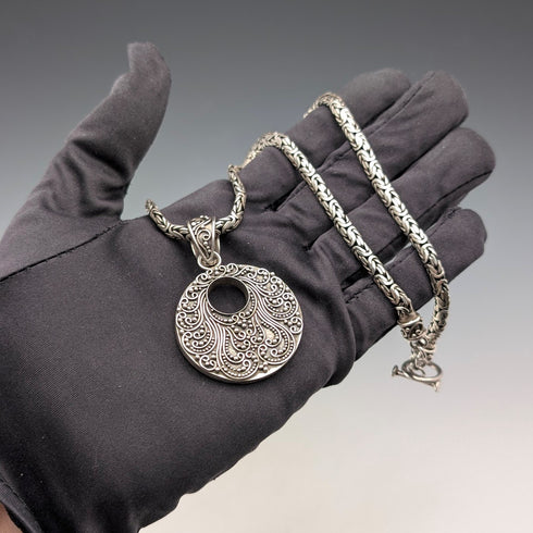 復古純銀吊墜和純銀拜占庭鏈項鍊,總重 47 克,SUARTI