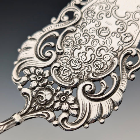 Vintage Continental Silver Rose Decorated Pastry Server 40g