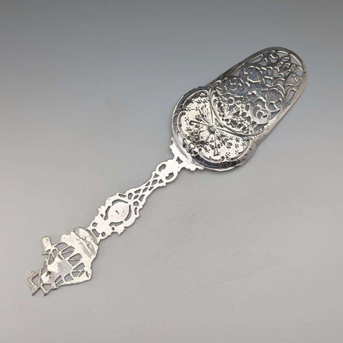 Vintage Continental Silver Sailboat Openwork Decorated Pastry Server 83g
