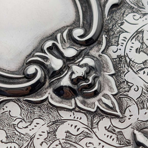 1898年 英国アンティーク 純銀製 両開き型 極厚カードケース 127g レリーフ装飾 Joseph Gloster 極美品