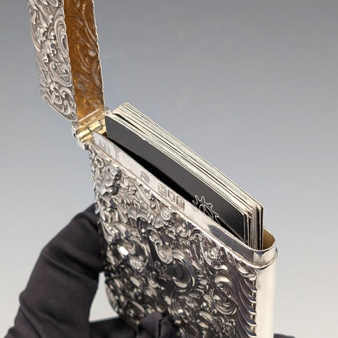 1897 年英國古董浮雕天使雕塑純銀卡片盒 79 克 William Comyns