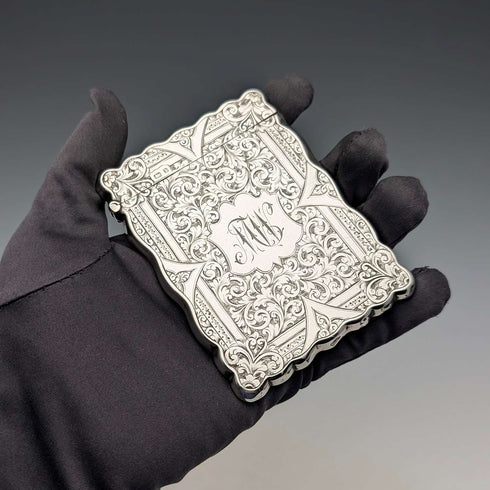 1901年 英国アンティーク スクロール彫刻 純銀製カードケース 68g WILLIAM M. HAYES