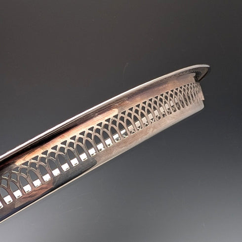 英国ヴィンテージ シルバープレート製 オーバル型 ギャラリートレイ 幅40cm