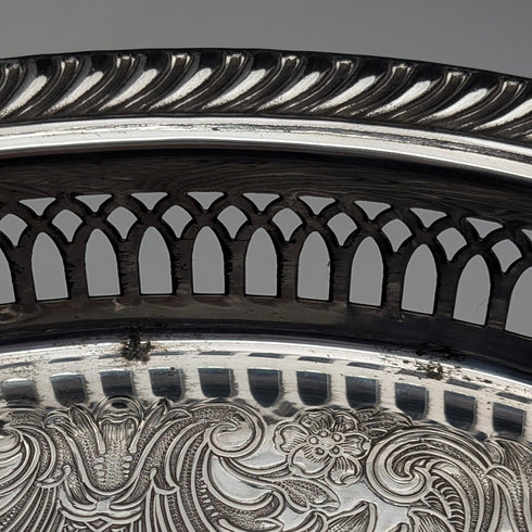 英国ヴィンテージ シルバープレート製 オーバル型 ギャラリートレイ 幅40cm