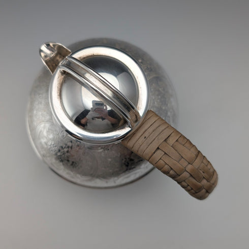 Vintage British silver plate 1.5 pint jersey jug