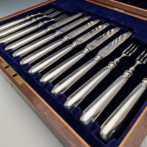 12-Pair of Antique British Silver Plate Dessert Cutlery, Circa 1898, Allen & Darwin, Wooden Box