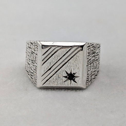 ヴィンテージ 純銀製シグネットリング 指輪(19号)