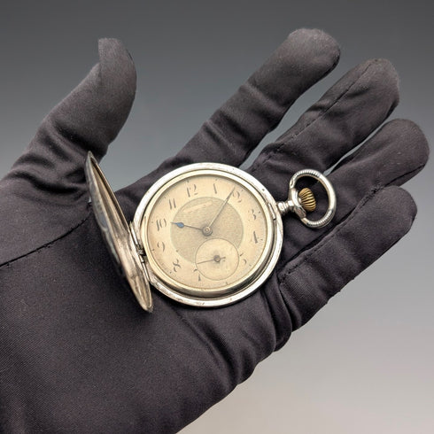 アンティーク スイス製 無銘 懐中時計 銀側ニエロ装飾 薄型ハンターケース 動作良好