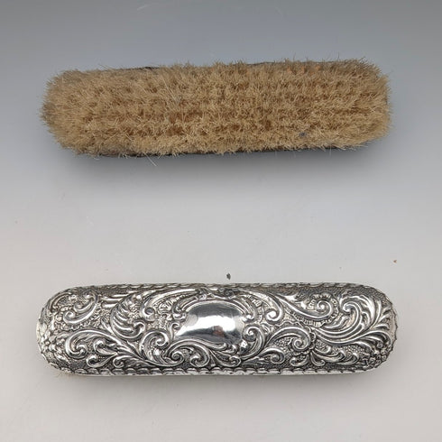 1908年 英国アンティーク 純銀装飾ハンドル 洋服ブラシペア J&R Griffin