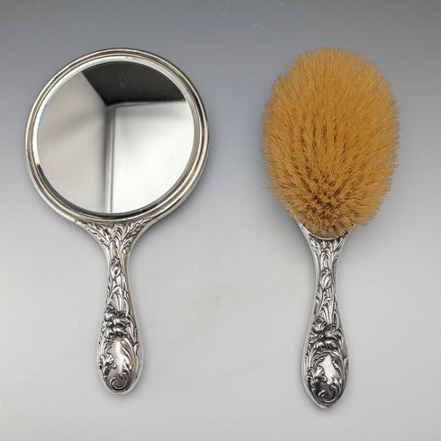 Circa 1900 American antique pure silver Art Nouveau decoration hairbrush and hand mirror Foster & Bailey