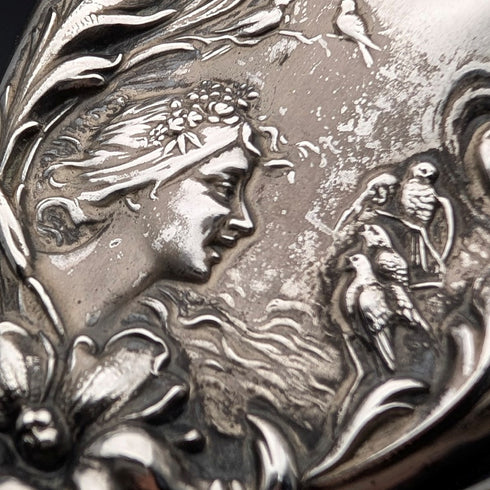 Circa 1900 American antique pure silver Art Nouveau decoration hairbrush and hand mirror Foster & Bailey