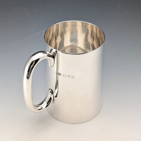 1936年 英国ヴィンテージ 純銀製 パイントマグ 296g Henry Hodson Plante