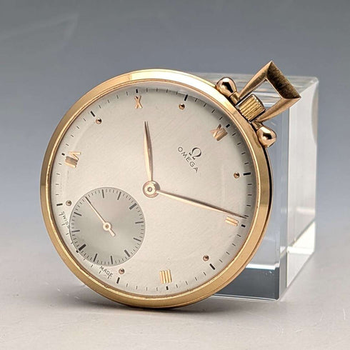 Circa 1939 Omega pocket watch, K18 yellow gold, thin open face, in good working order