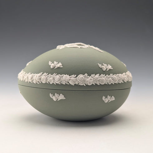 英国ヴィンテージ ウェッジウッド ジャスパーウェア製 卵型ボックス 小物入れ グリーン