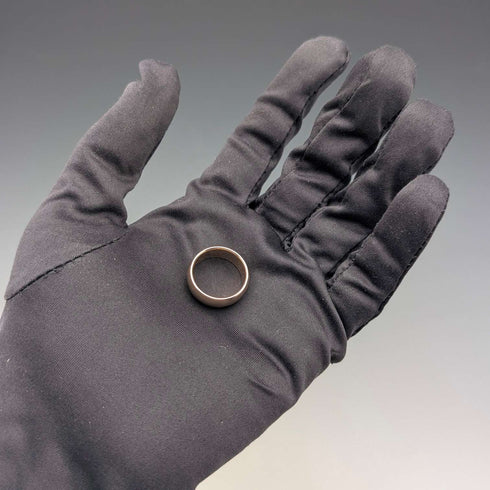 1962 British Vintage Jewelry K9 Gold Ring 6.2g (size 11.5)
