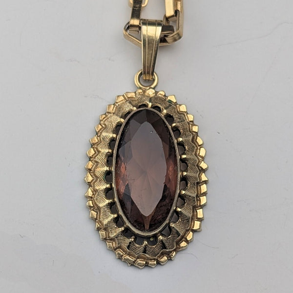 Vintage rolled gold cut stone pendant with necklace