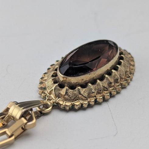 Vintage rolled gold cut stone pendant with necklace