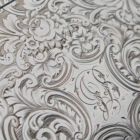 1849年 英国アンティーク スクロール彫刻 純銀製カードケース 71g Taylor&Perry